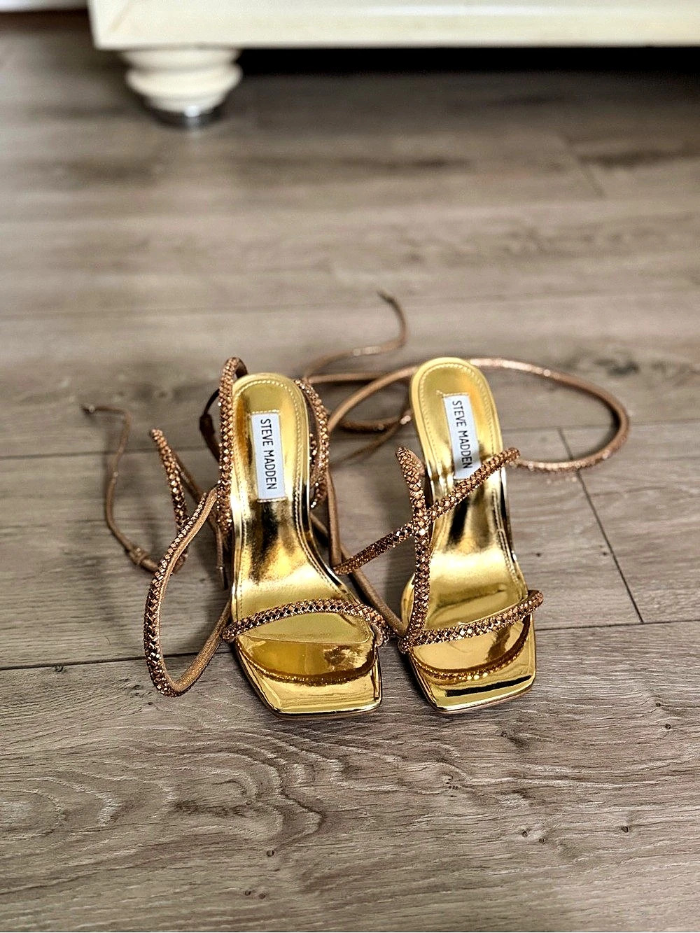 Steve Madden Solena Gold Strappy Leg-Tie Square-Toe Heel Heels Gold & Pink